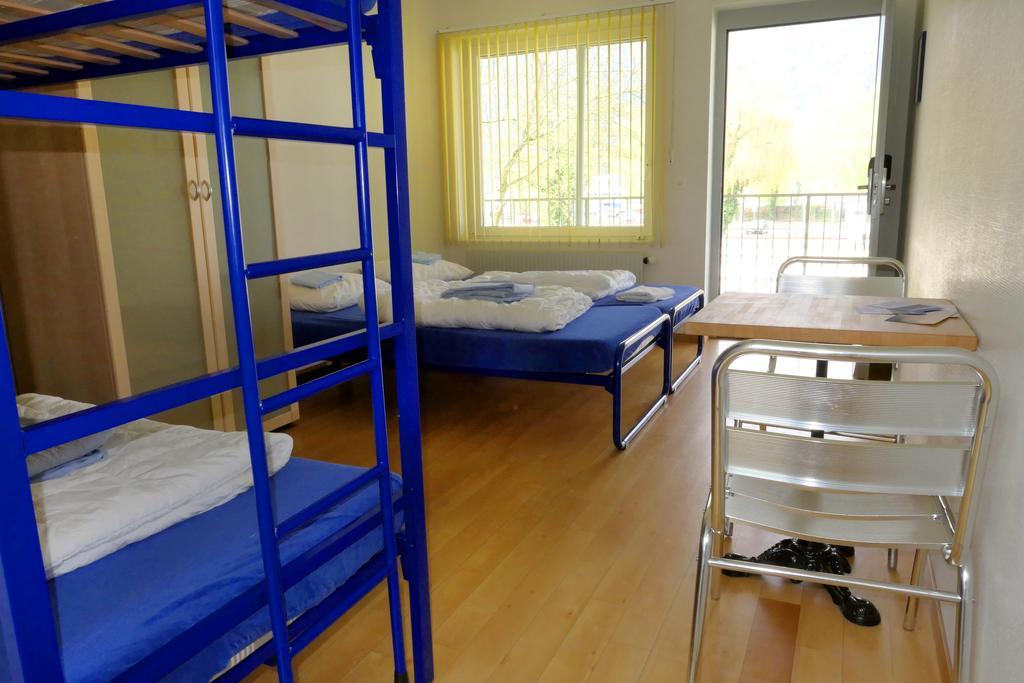 Swiss Hostel Lago Lodge Biel Exterior photo